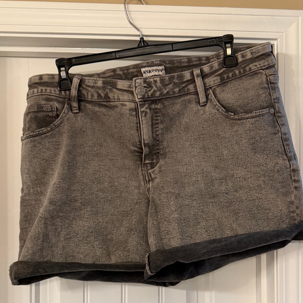 Ava &Viv Jean Shorts